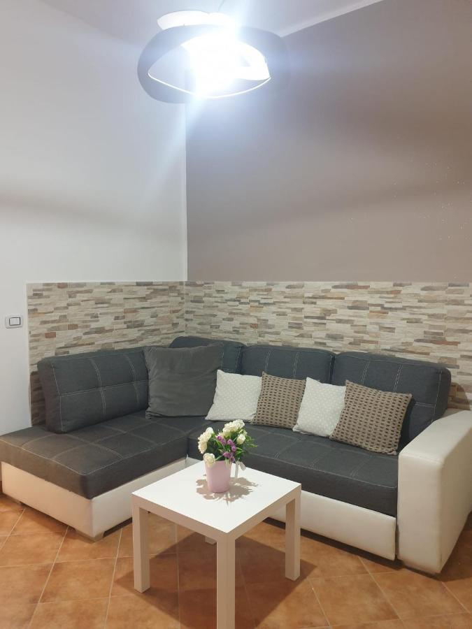 Apartment Palermo Castle Zisa Esterno foto